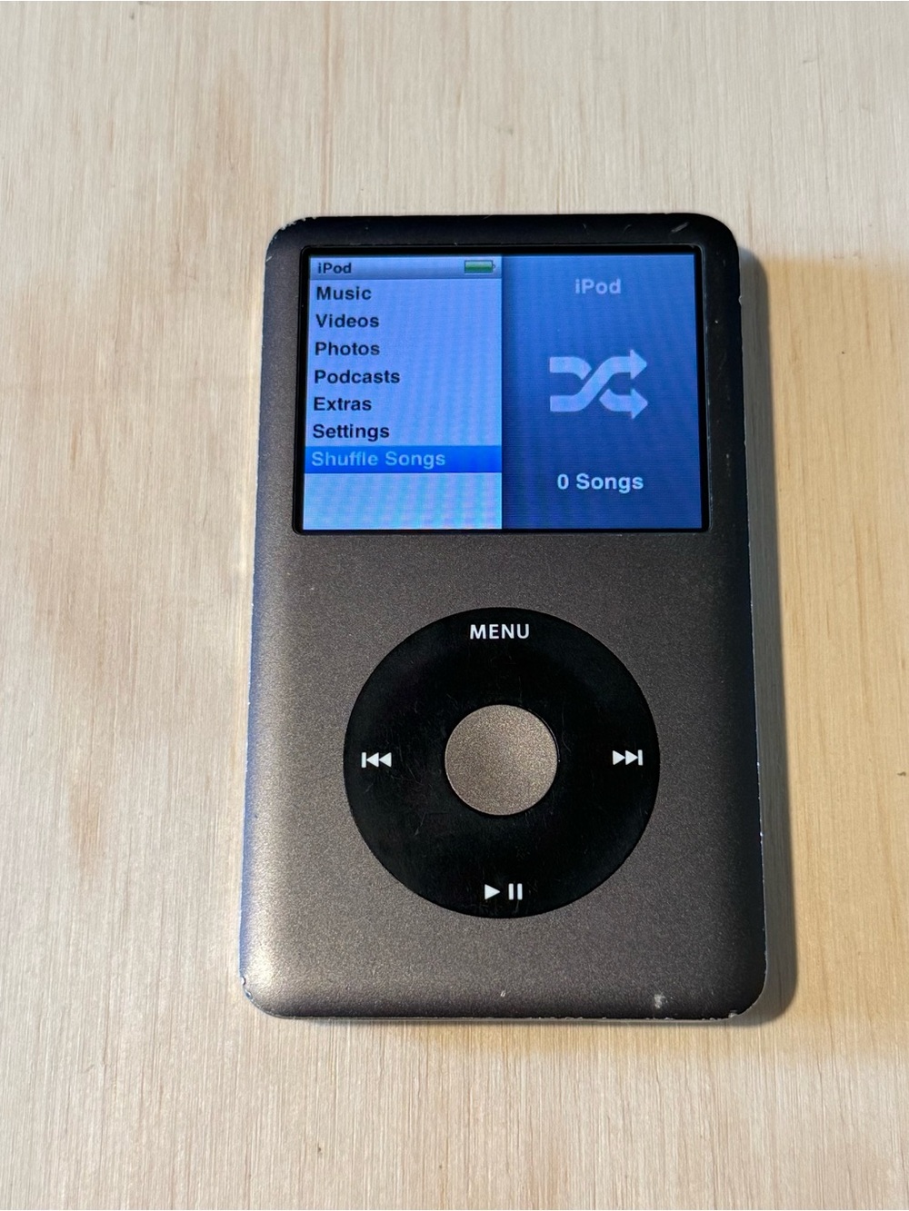 iPod Model:A1238 7thGen 160GB Turns On Bad Hard Drive Parts/Repair Only Read Blw